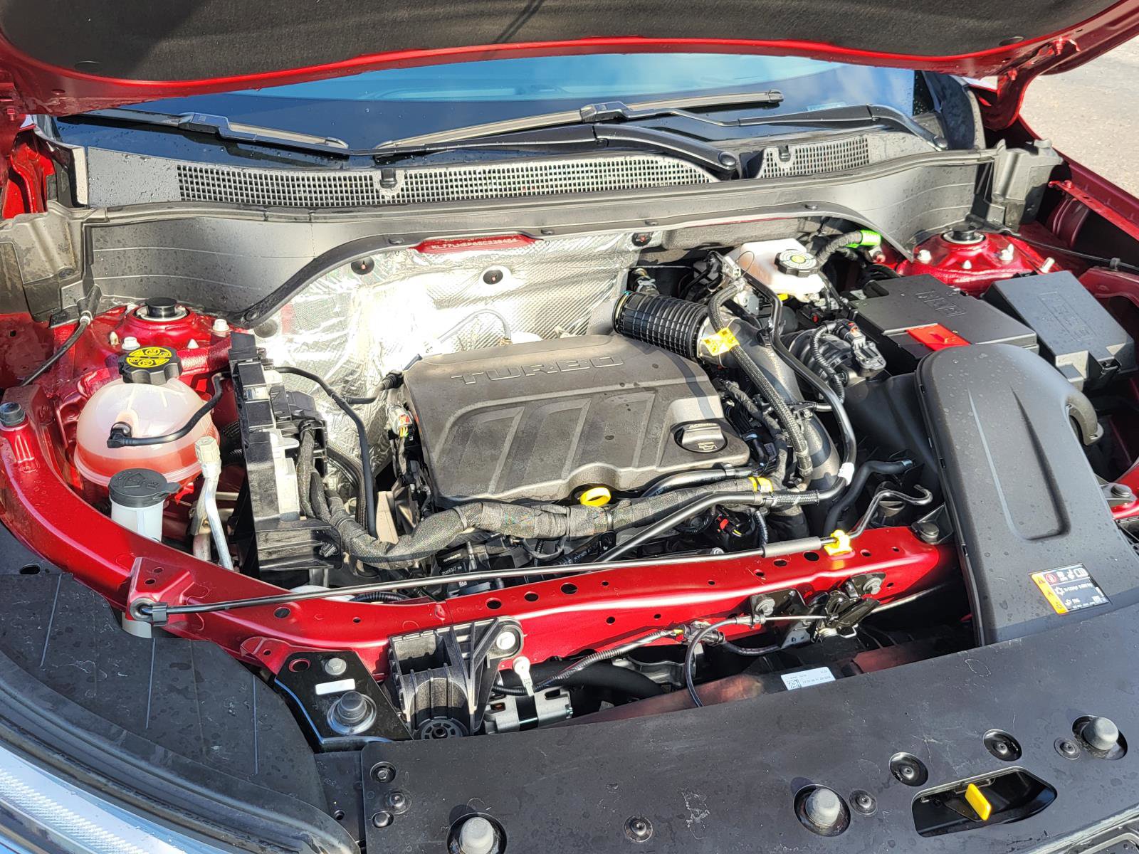 Used 2025 Chevrolet Trax LT w/ LT Convenience Package image 33