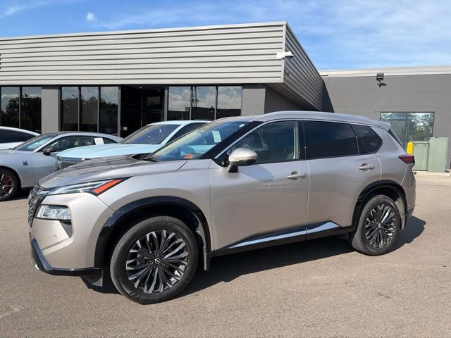 Used 2026 Nissan Rogue Platinum w/ Platinum Premium Package AWD/4WD image 5