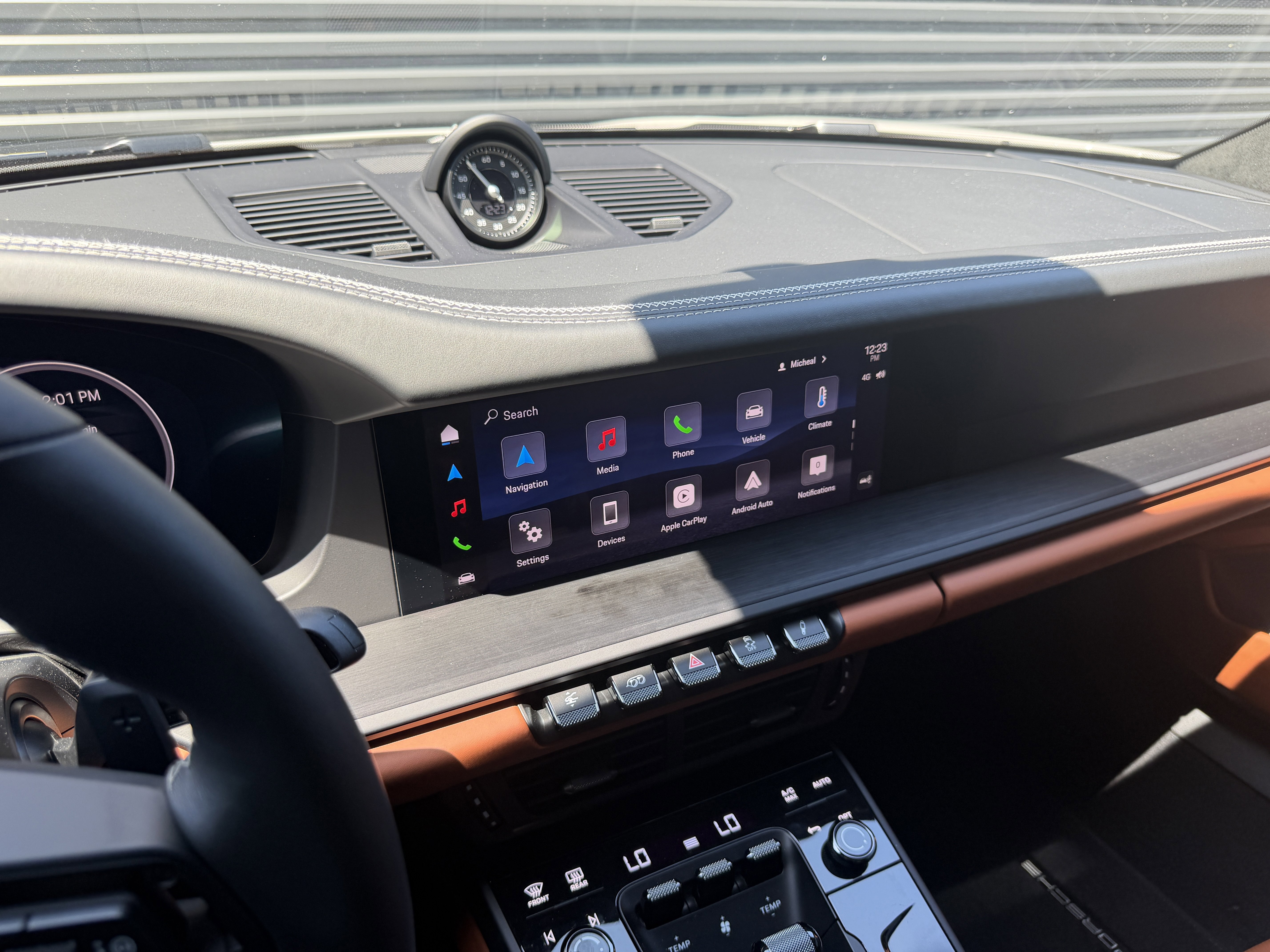 Used 2026 Porsche 911 Carrera 4 GTS AWD/4WD image 18