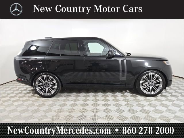 Used 2023 Land Rover Range Rover SE image 11