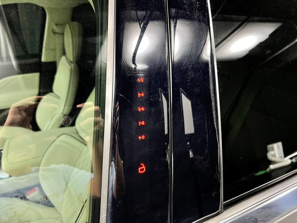 Used 2024 Lincoln Aviator Black Label AWD/4WD image 25