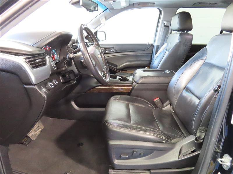 Used 2020 Chevrolet Suburban LT AWD/4WD image 12