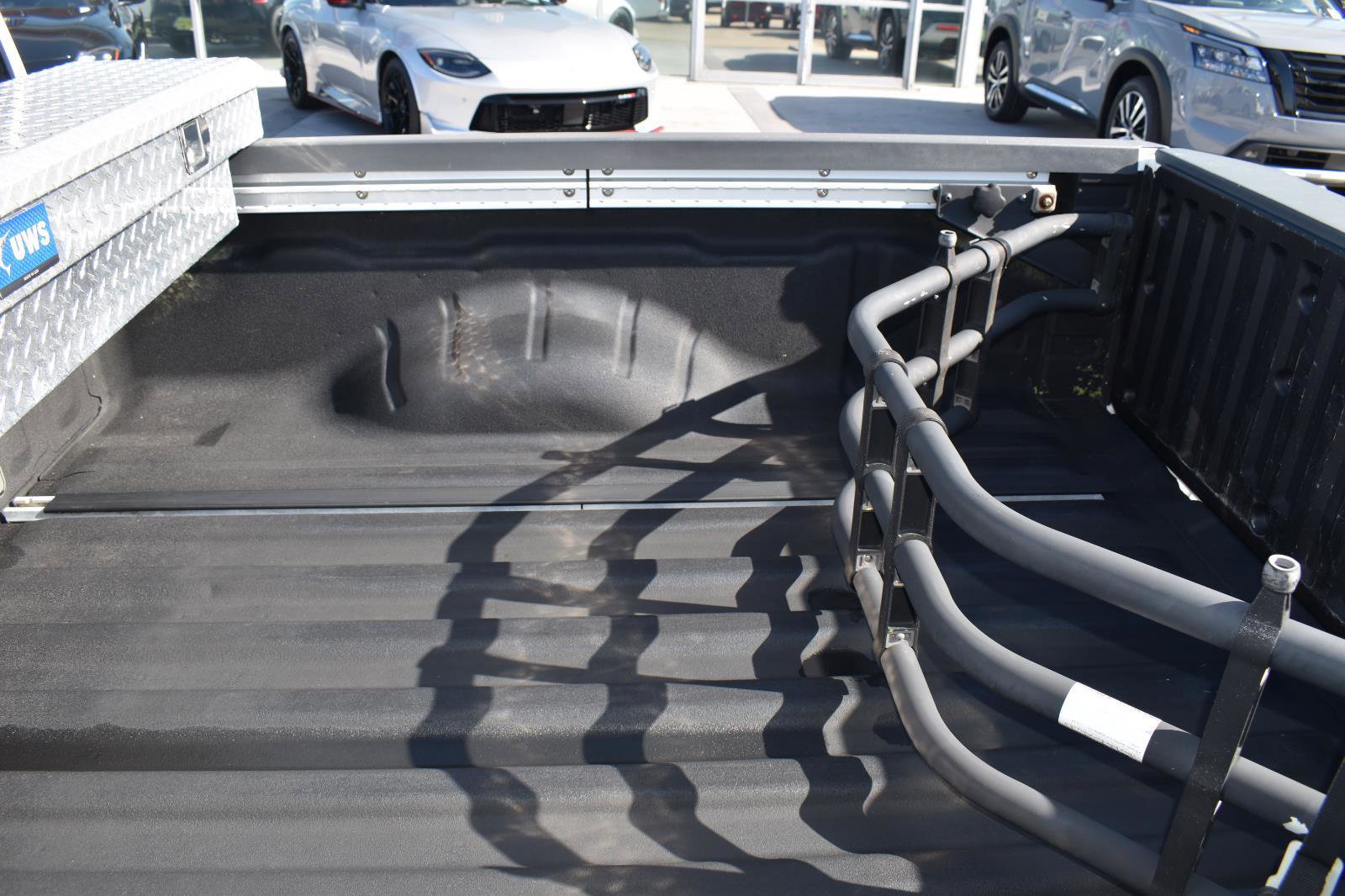 Used 2015 Nissan Frontier SV w/ SV Value Truck Package image 8