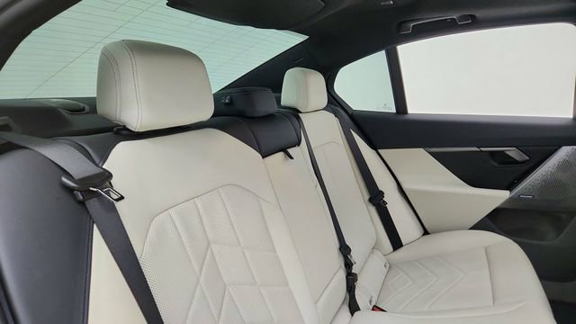 Used 2026 BMW 540i xDrive image 26