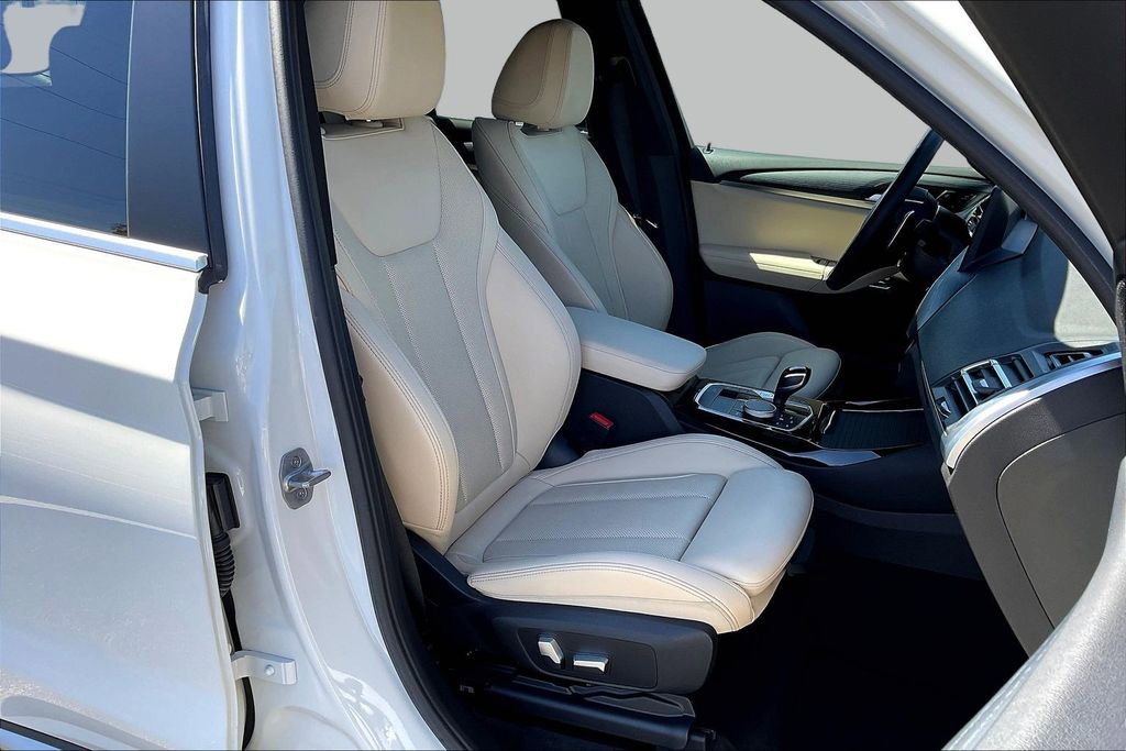 Used 2023 BMW X3 xDrive30i w/ Premium Package AWD/4WD image 28