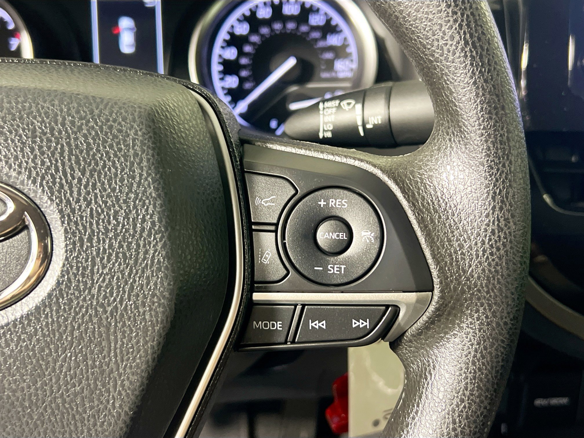 Used 2021 Toyota Camry LE w/ Carpet Mat Package (TMS) image 19