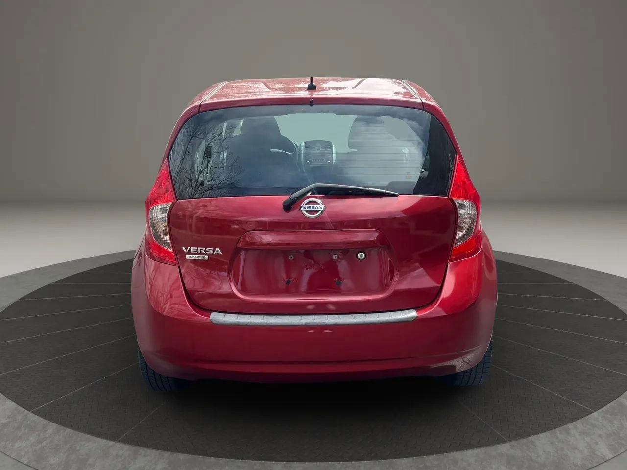 Used 2015 Nissan Versa Note S FWD image 5