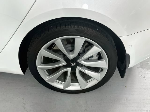 Used 2022 Tesla Model 3 Long Range AWD/4WD image 27