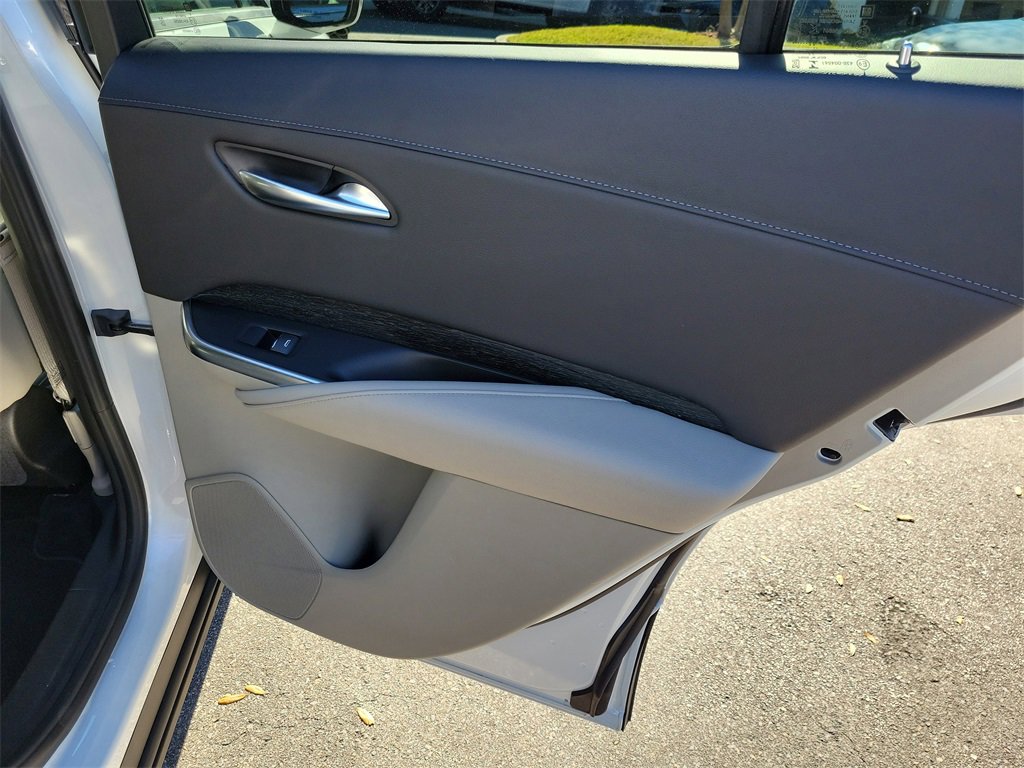 Used 2023 Cadillac XT4 Premium Luxury image 48