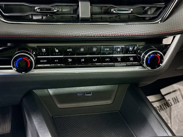 New 2026 Chevrolet Equinox RS w/ Convenience Package III FWD image 18
