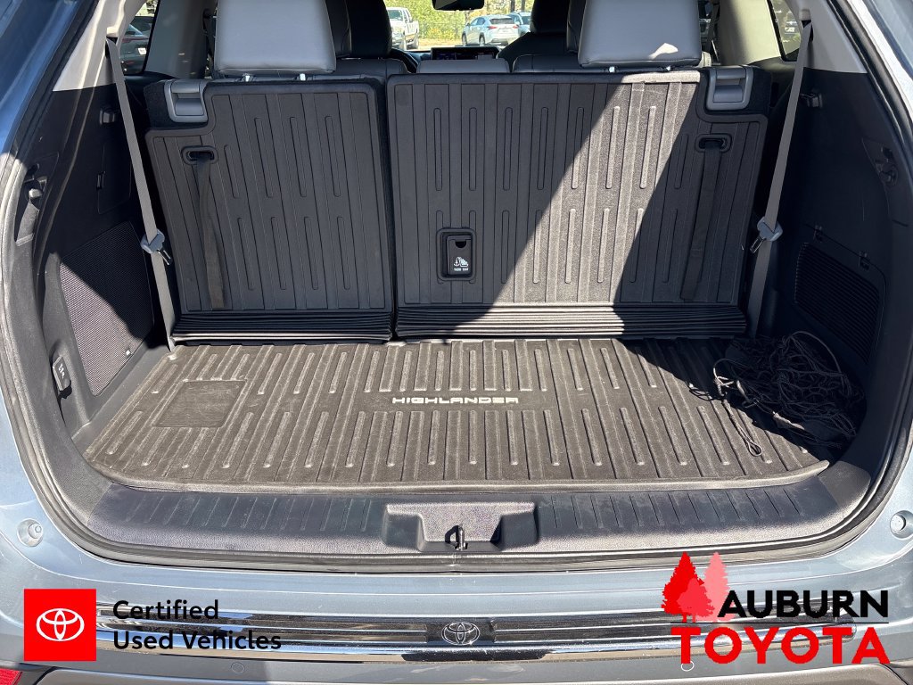 Used 2022 Toyota Highlander Platinum AWD/4WD image 20