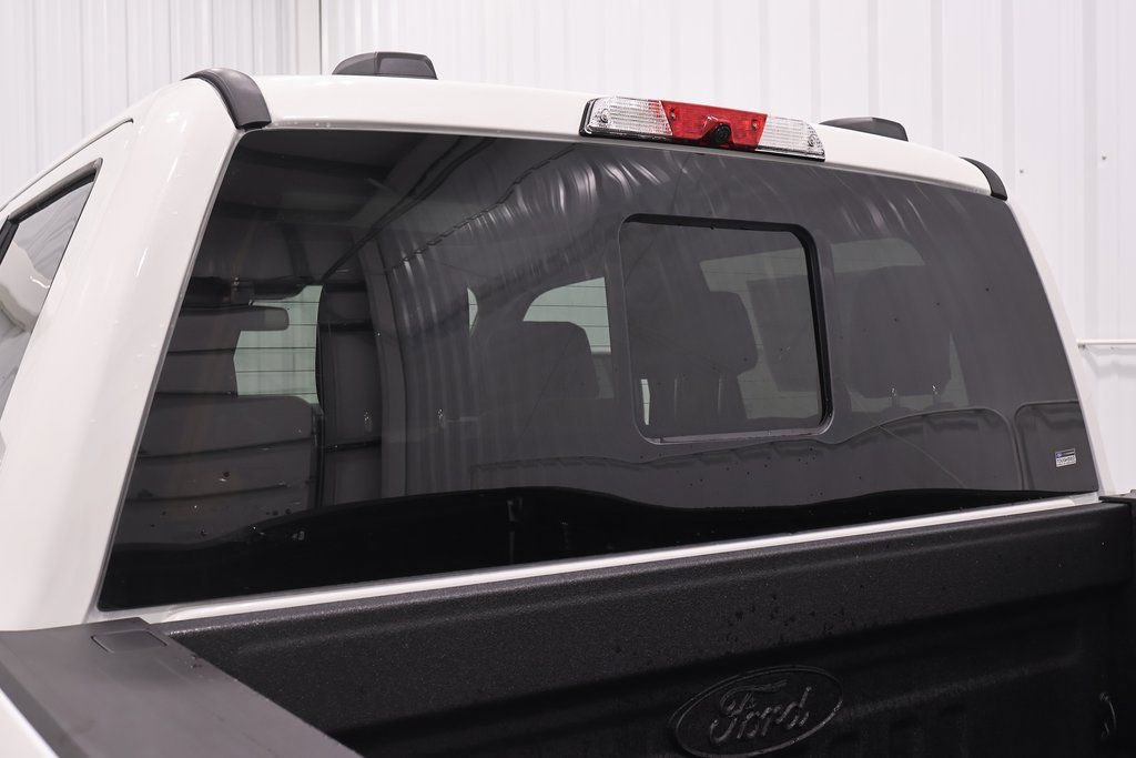 New 2026 Ford F250 Lariat w/ Black Appearance Package image 39