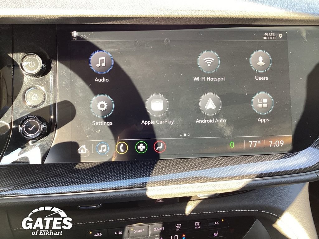 Used 2022 Buick Envision Preferred FWD image 3