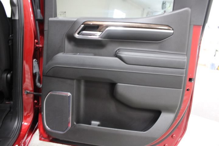 Used 2024 GMC Sierra 1500 Elevation w/ LPO, Elevation Black Package AWD/4WD image 30