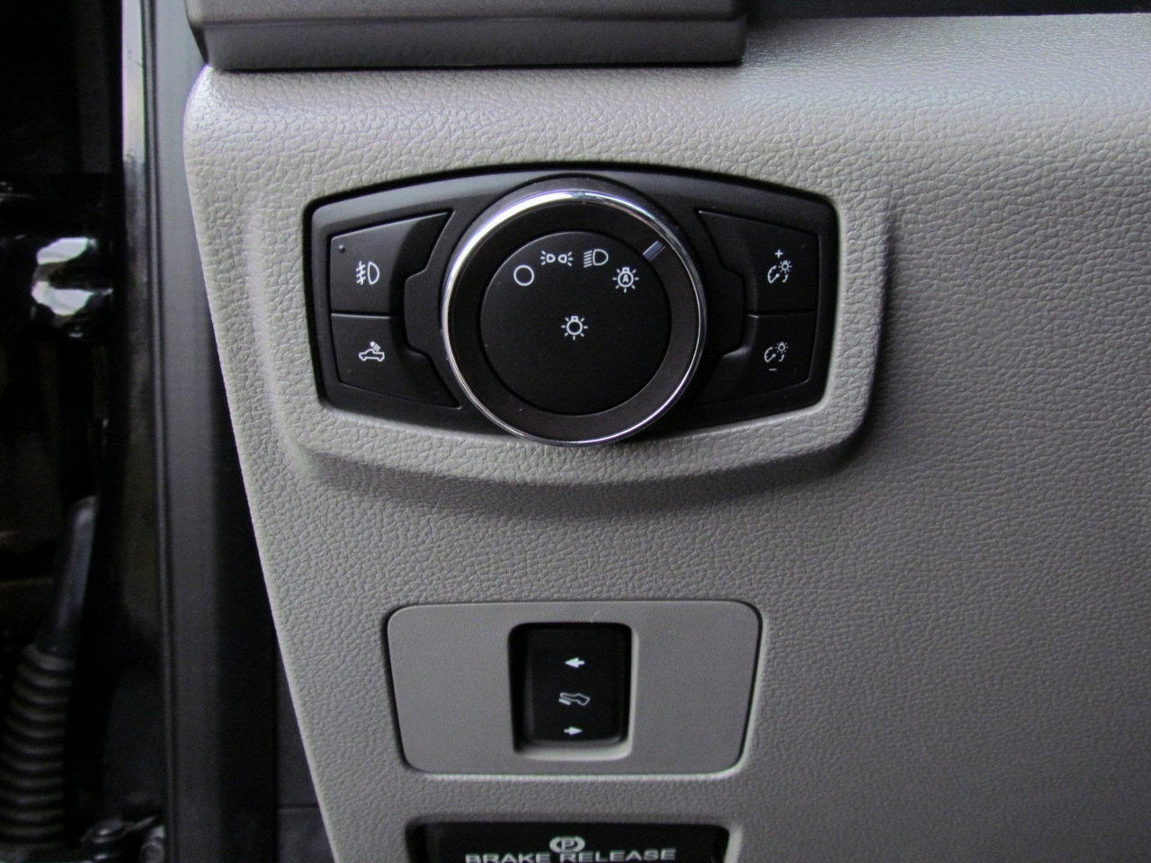 Used 2019 Ford F250 XLT w/ XLT Value Package image 23