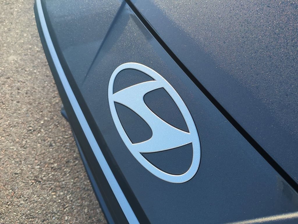 New 2026 Hyundai Elantra Sport FWD image 13