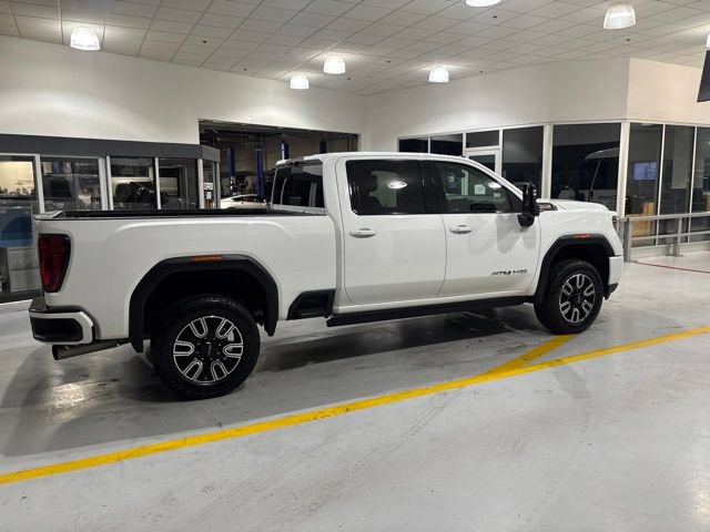 Used 2023 GMC Sierra 2500 AT4 w/ AT4 Premium Plus Package AWD/4WD image 9