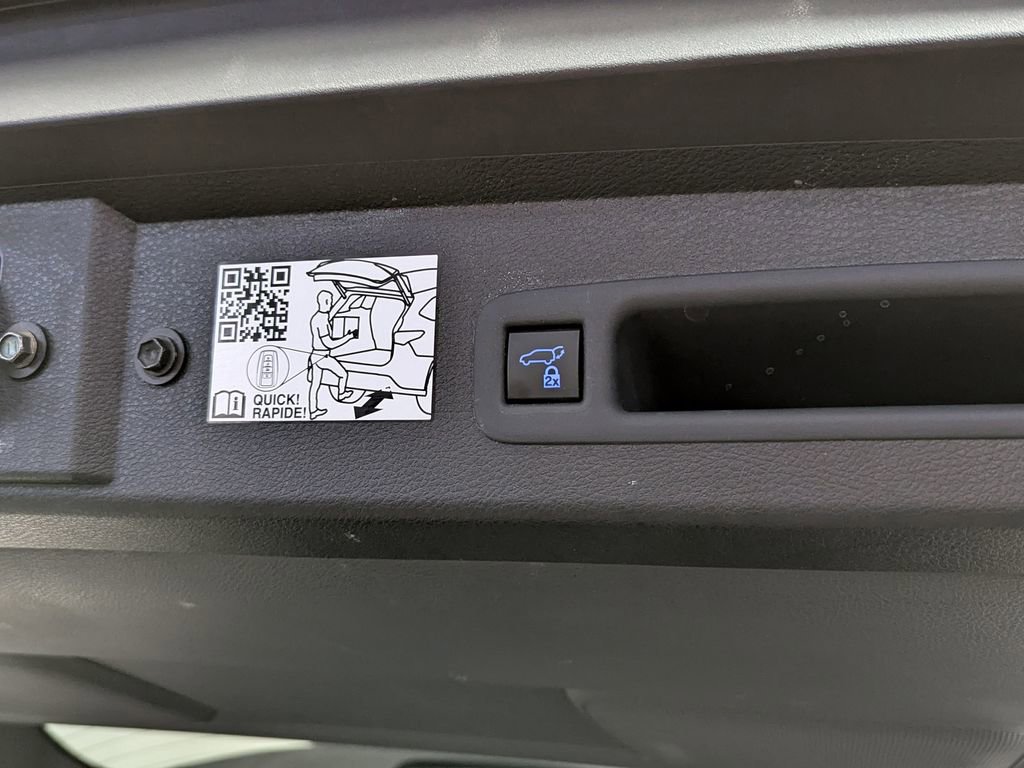 Used 2024 Toyota Sienna XLE image 44