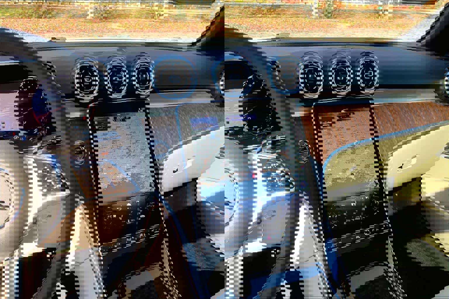 Used 2026 Mercedes-Benz C 300 4MATIC Sedan image 6