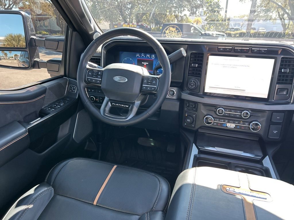Used 2024 Ford F250 Platinum w/ FX4 Off-Road Package image 41