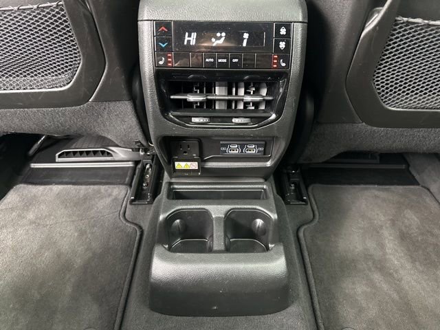 Certified 2024 Jeep Grand Cherokee L Limited w/ Luxury Tech Group II image 28