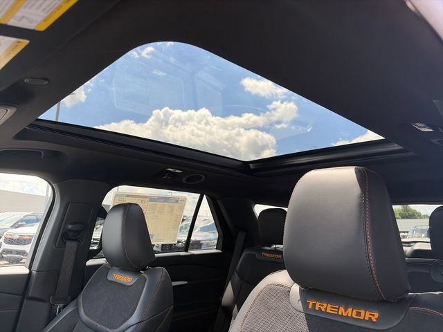 New 2026 Ford Explorer Tremor w/ Tremor Ultimate Package AWD/4WD image 29
