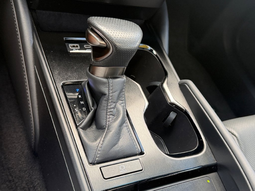 Used 2024 Lexus ES 350 F Sport w/ Accessory Package (Z2) FWD image 25