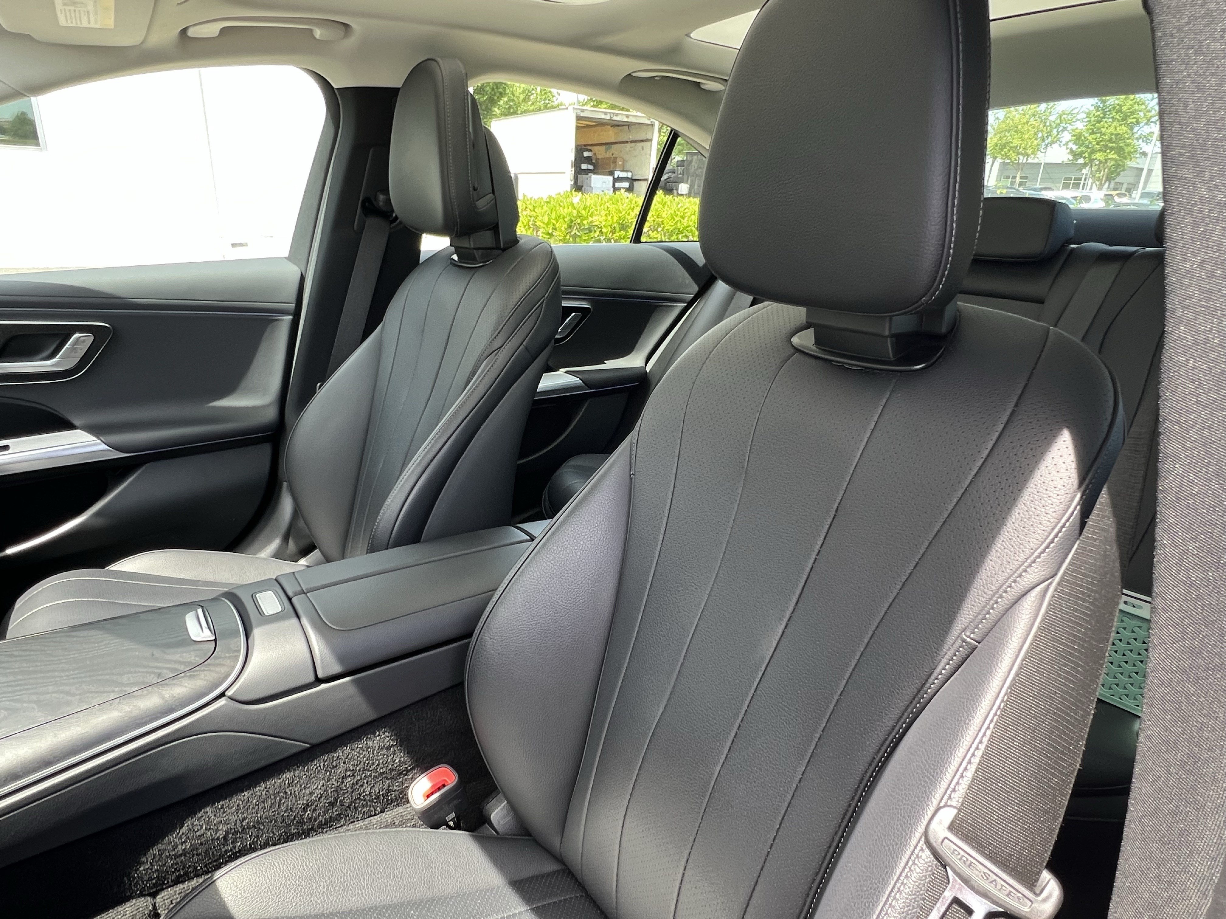 Certified 2025 Mercedes-Benz E 350 4MATIC Sedan image 16