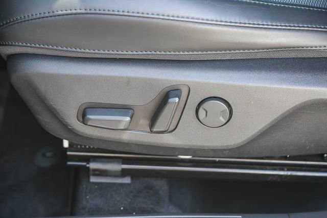 Certified 2025 Kia Niro EX FWD image 22