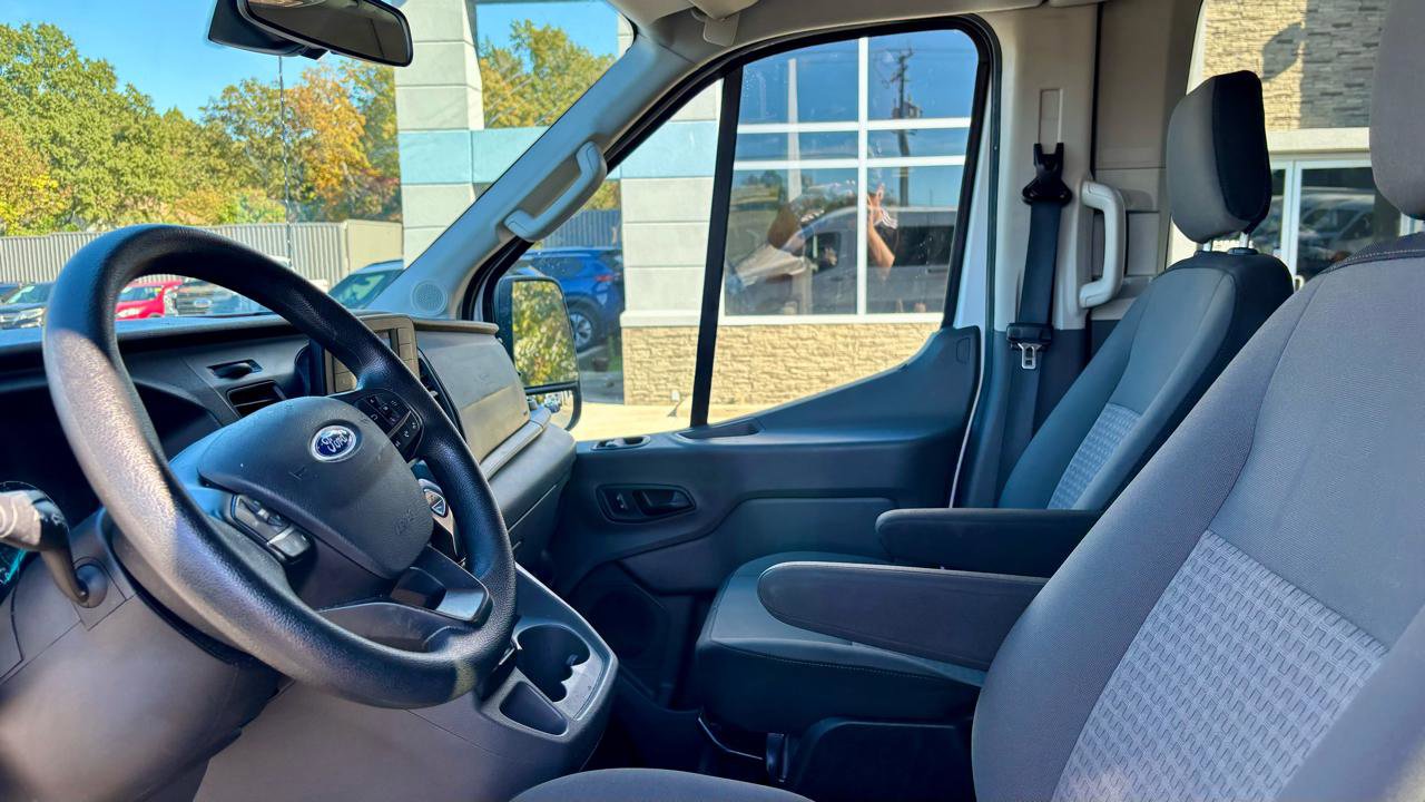 Used 2021 Ford Transit 350 XLT RWD image 15