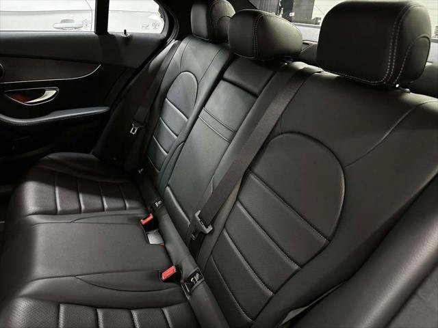 Used 2019 Mercedes-Benz C 300 4MATIC Sedan image 14