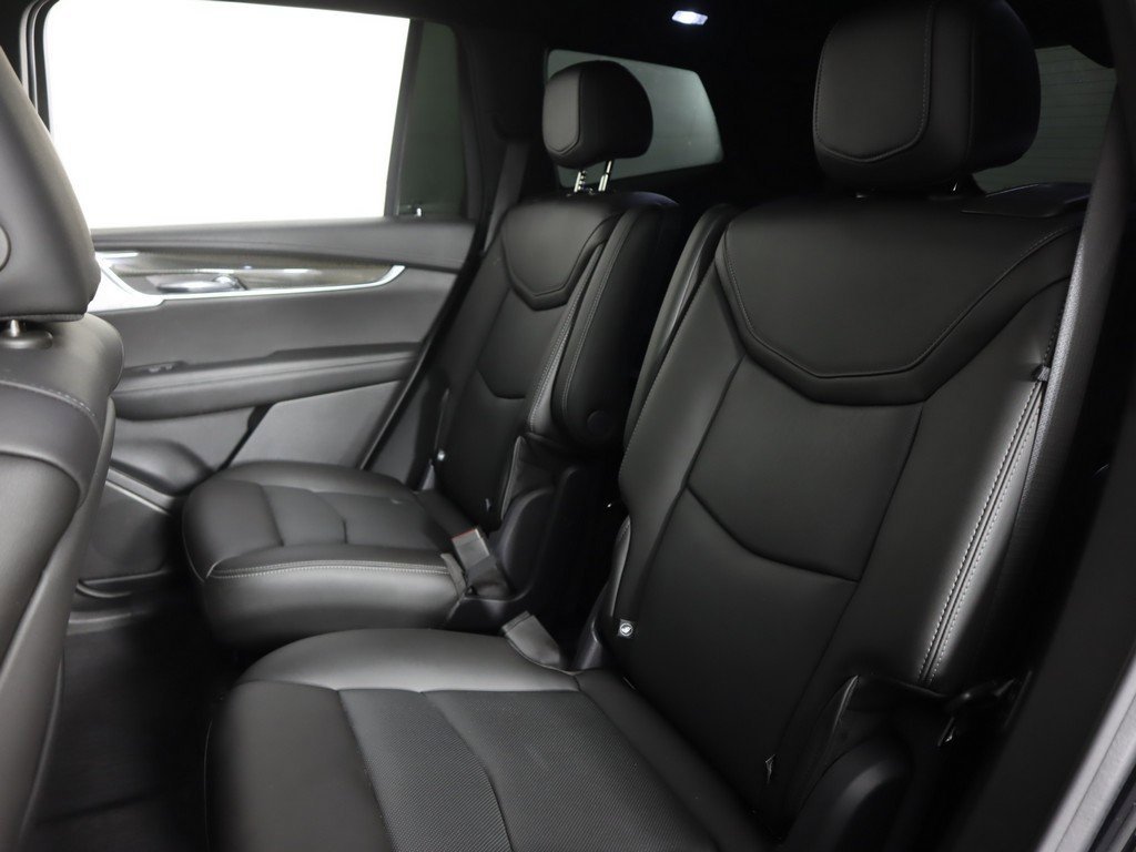 Used 2021 Cadillac XT6 Sport image 40