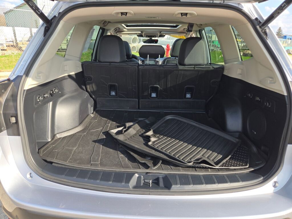 Used 2023 Subaru Forester Limited AWD/4WD image 16