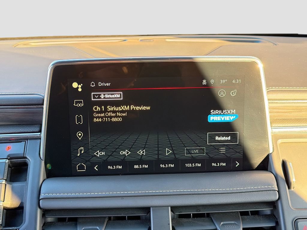 Used 2024 GMC Yukon SLT image 32