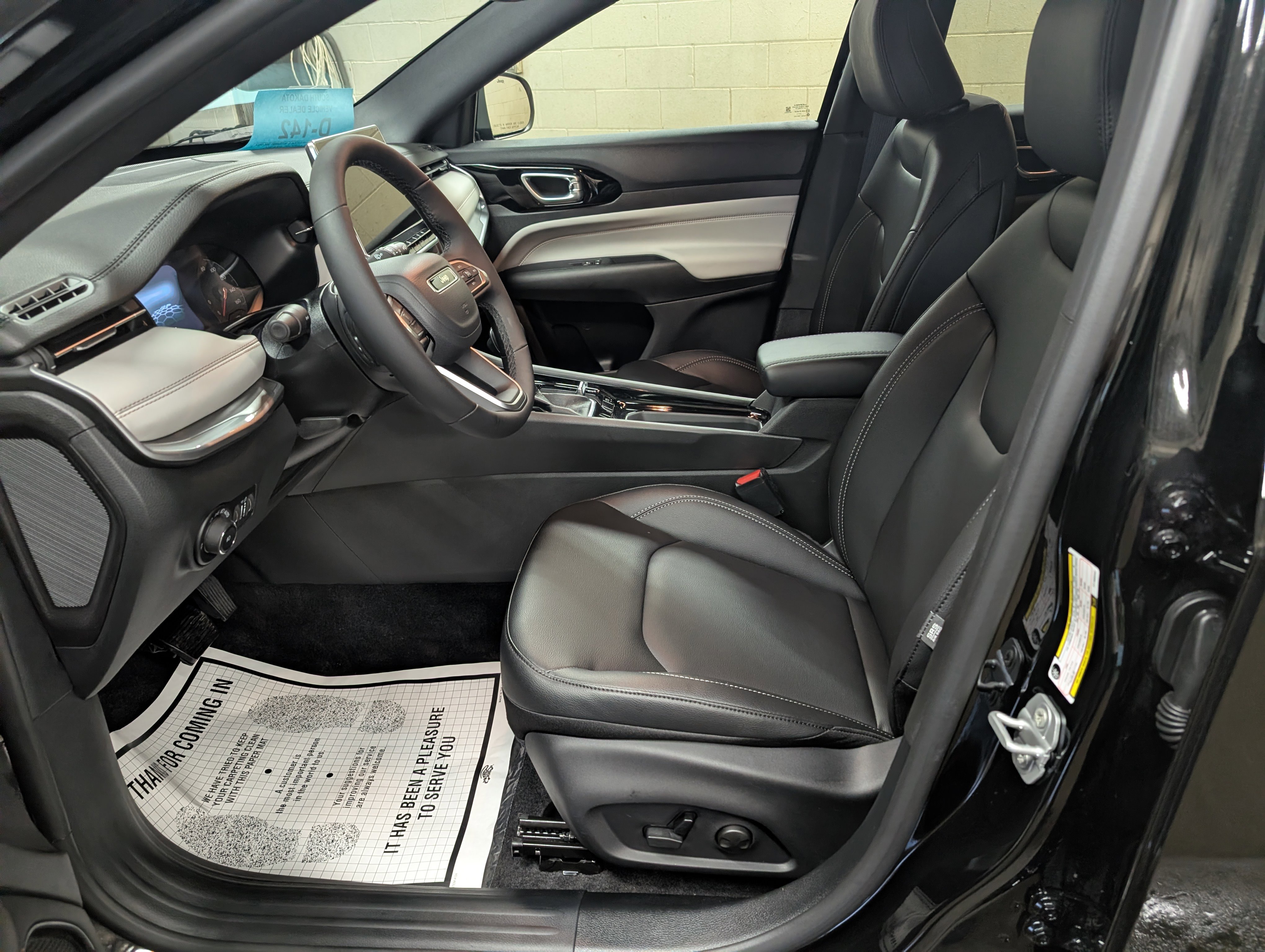 New 2026 Jeep Compass Limited image 12