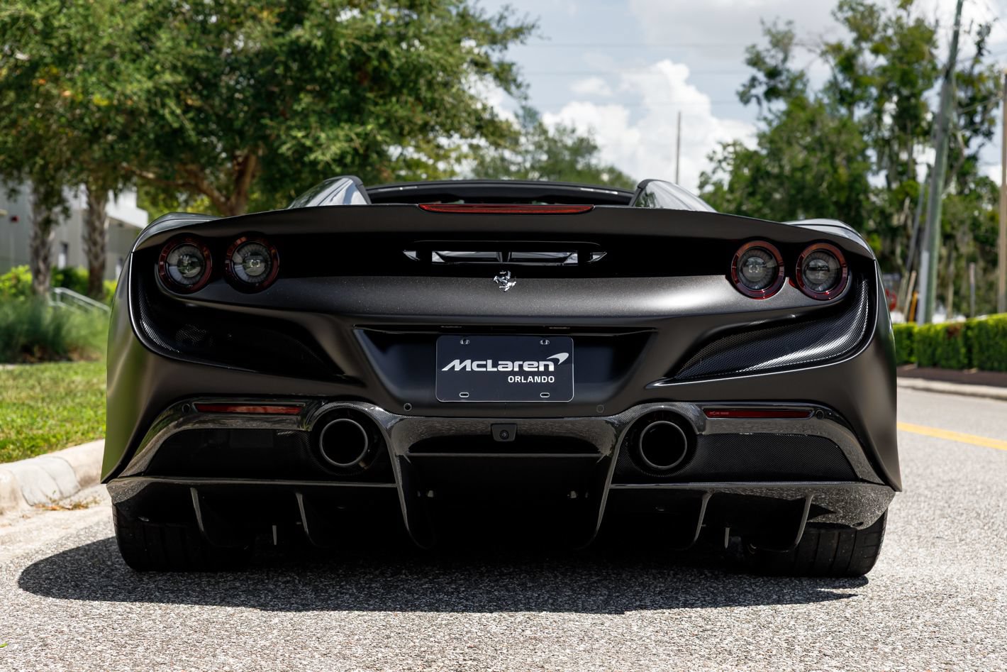 Used 2022 Ferrari F8 Tributo RWD image 14