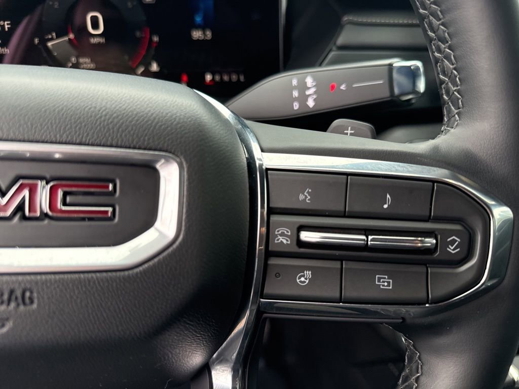 Used 2025 GMC Acadia Elevation FWD image 17