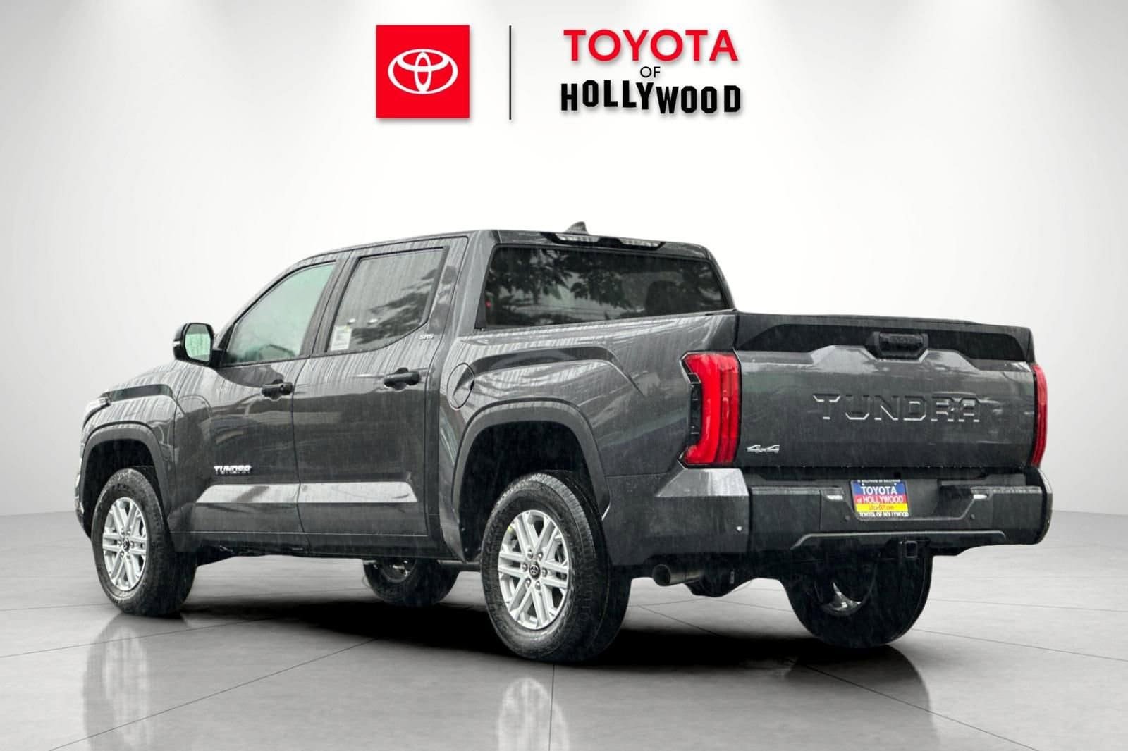 New 2025 Toyota Tundra SR5 w/ SR5 Convenience Package AWD/4WD image 6
