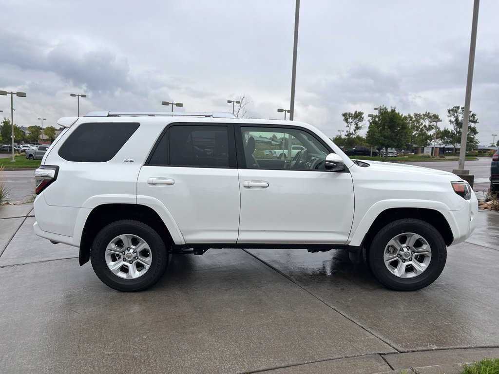 Used 2017 Toyota 4Runner SR5 Premium AWD/4WD image 9