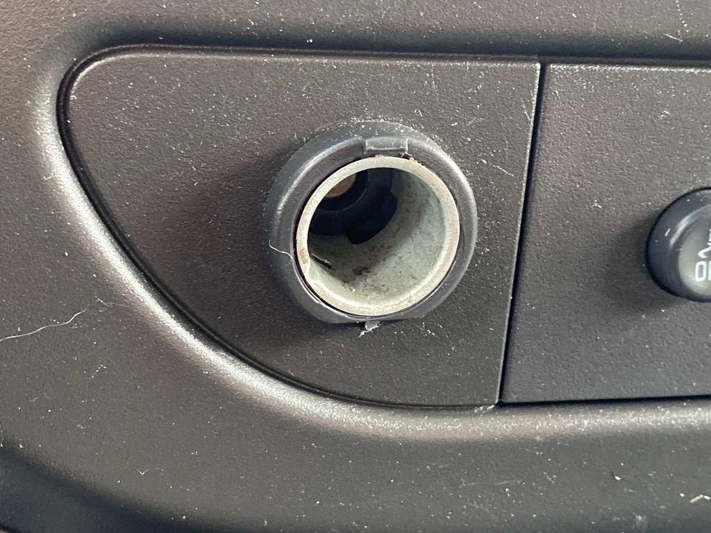 Used 2023 Chevrolet Express 2500 w/ Driver Convenience Package image 30