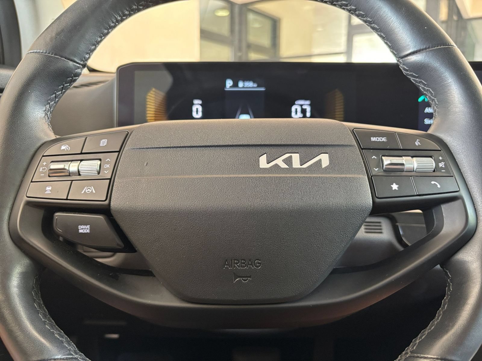 Used 2026 Kia Sportage LX FWD image 27