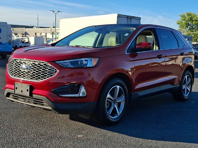 Used 2024 Ford Edge SEL w/ Convenience Package AWD/4WD image 6