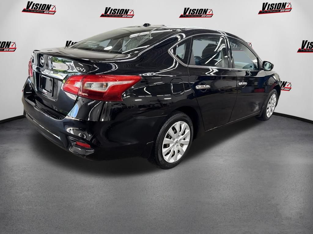 Used 2017 Nissan Sentra SV w/ Driver's Assist Package FWD image 5