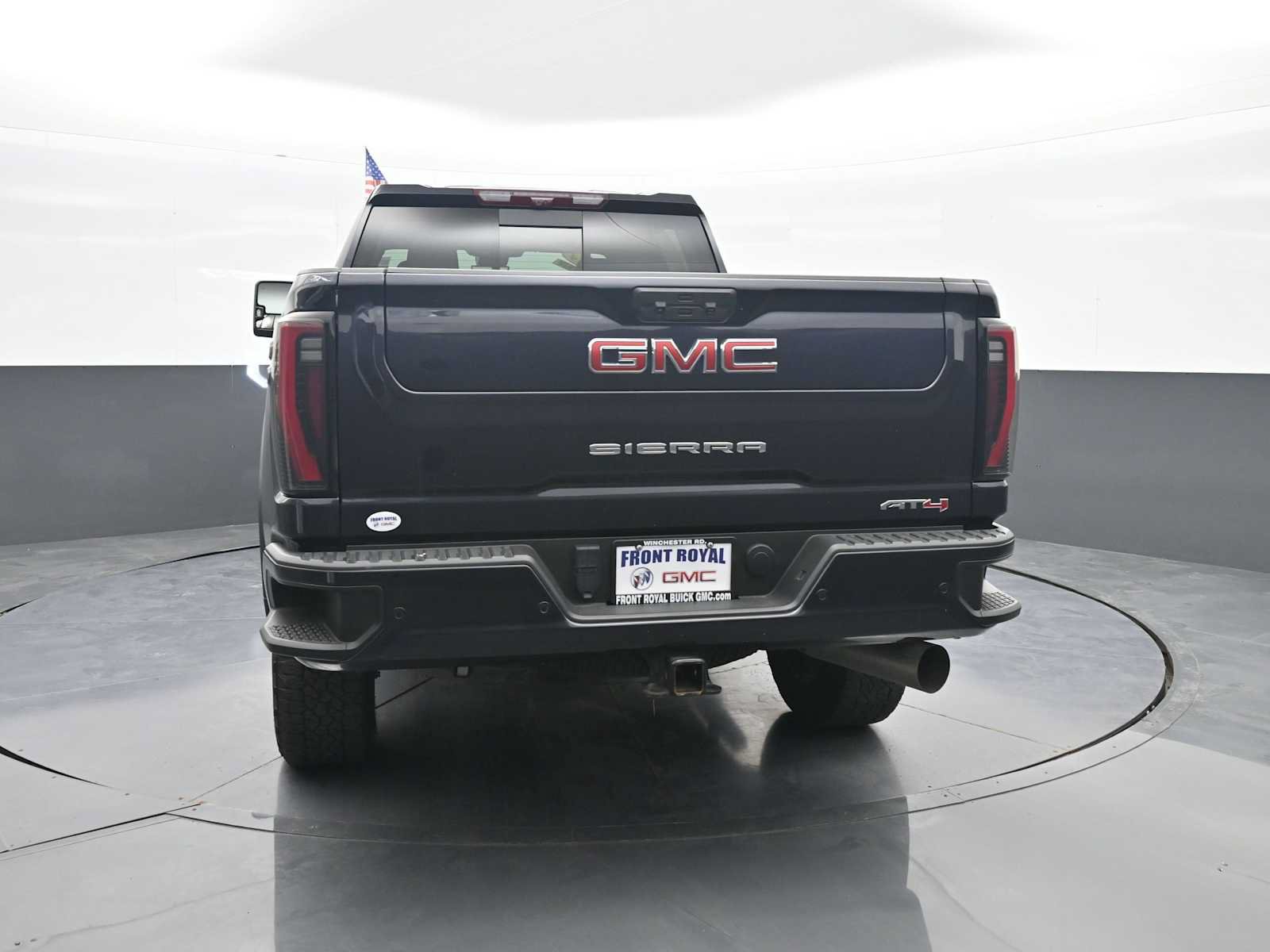 Used 2024 GMC Sierra 2500 AT4 w/ AT4 Premium Plus Package AWD/4WD image 6