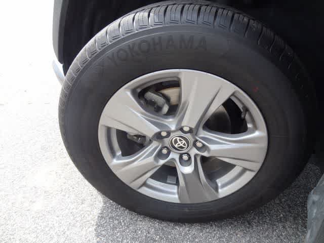 Used 2024 Toyota RAV4 XLE w/ Convenience Package AWD/4WD image 36