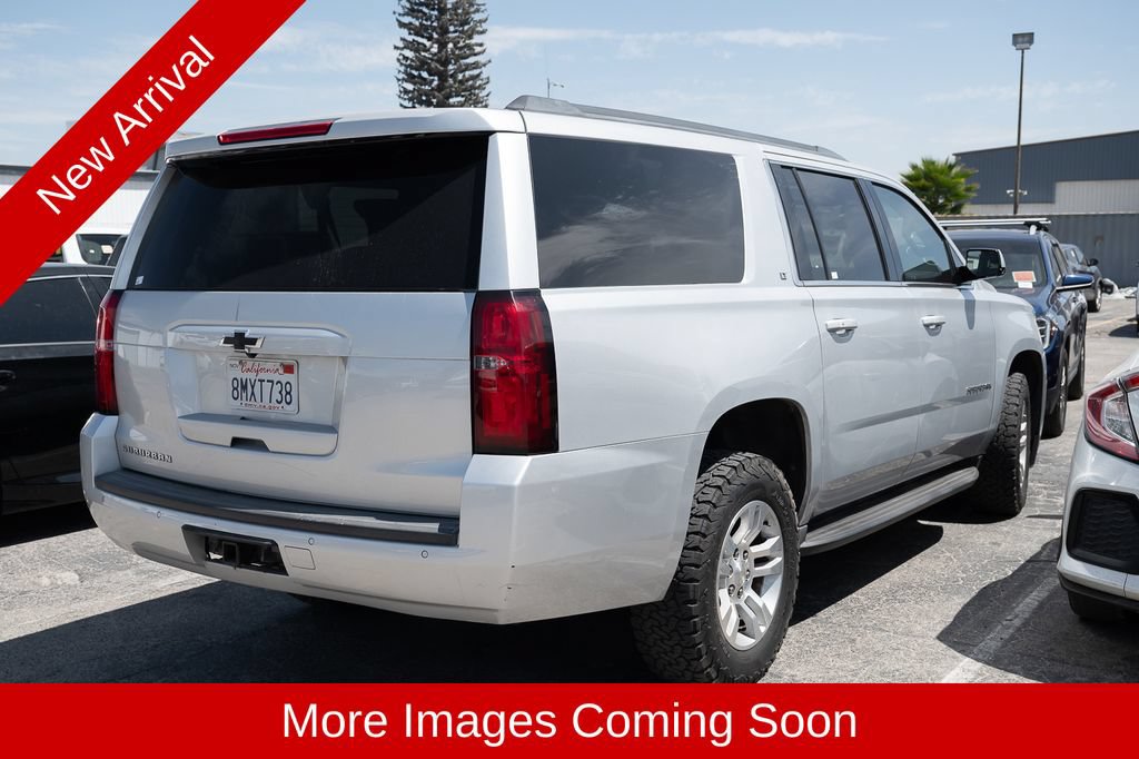 Used 2019 Chevrolet Suburban LT w/ Luxury Package RWD image 2
