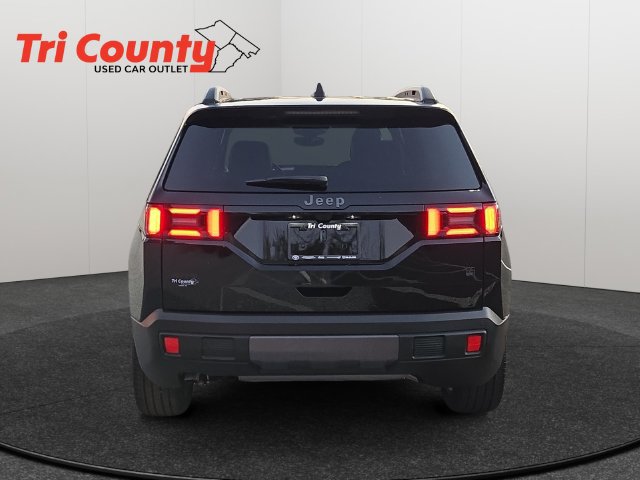 Used 2026 Jeep Cherokee Limited AWD/4WD image 7
