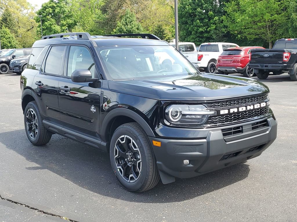New 2026 Ford Bronco Sport Outer Banks AWD/4WD image 3