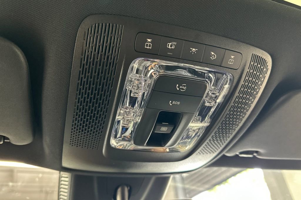 Certified 2023 Mercedes-Benz EQB 300 4MATIC image 38