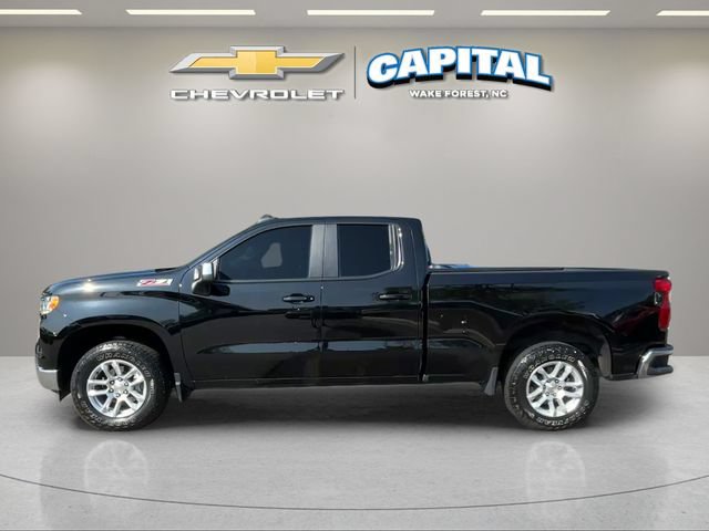 Used 2025 Chevrolet Silverado 1500 LT AWD/4WD image 2